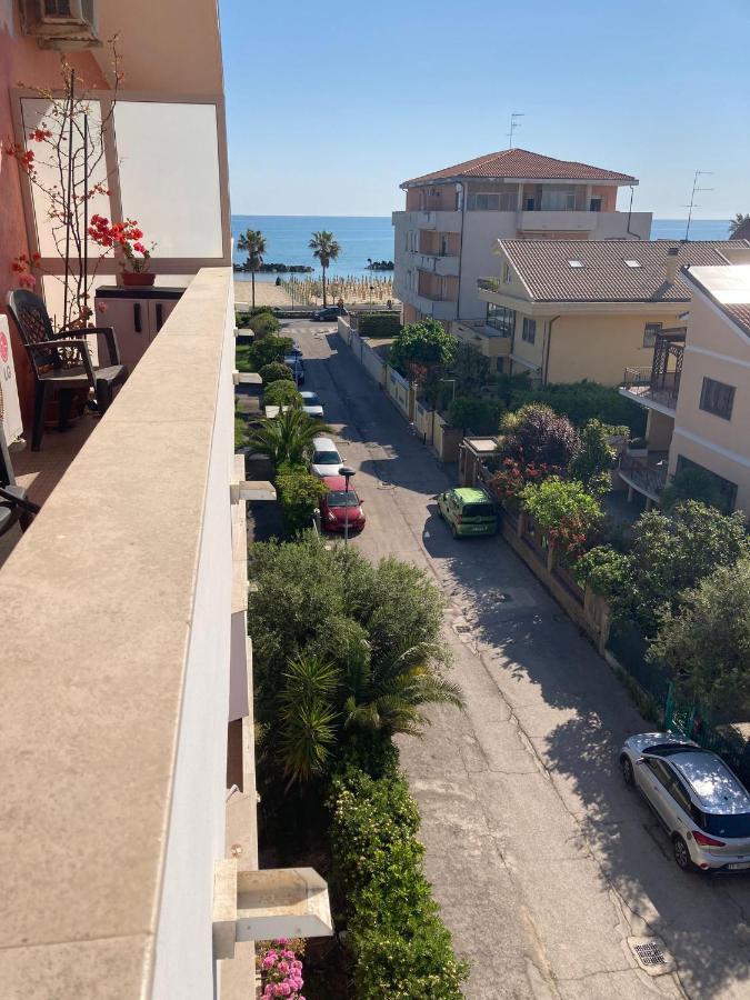 Teresa Al Mare Apartment Montesilvano Marina Exterior foto